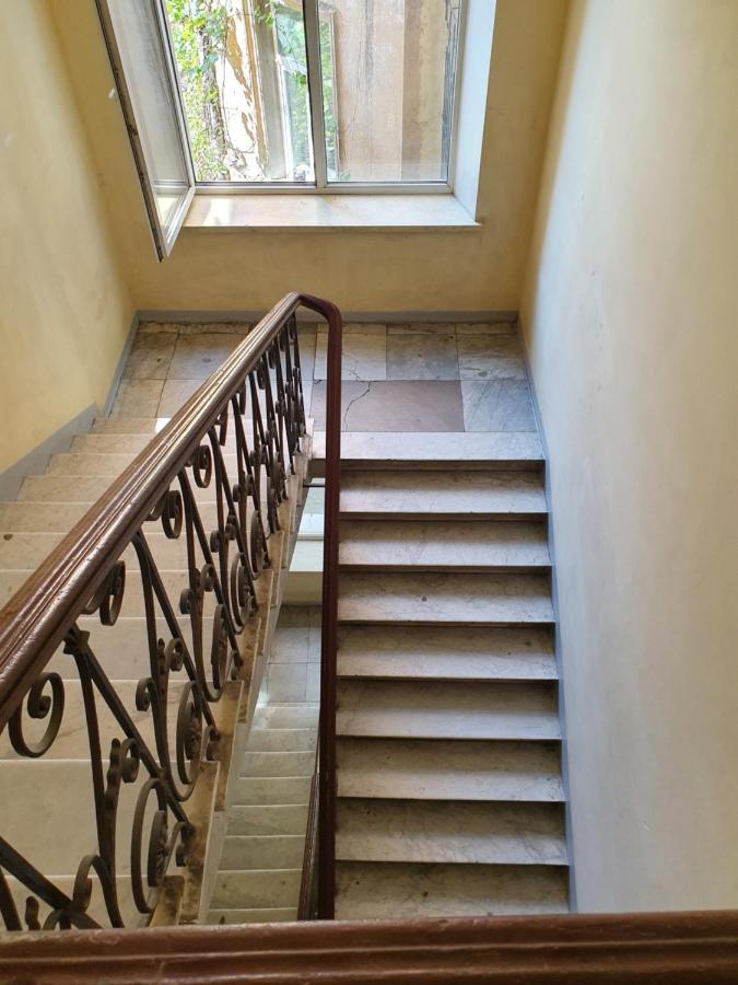 Central Apartments Одеса Екстериор снимка